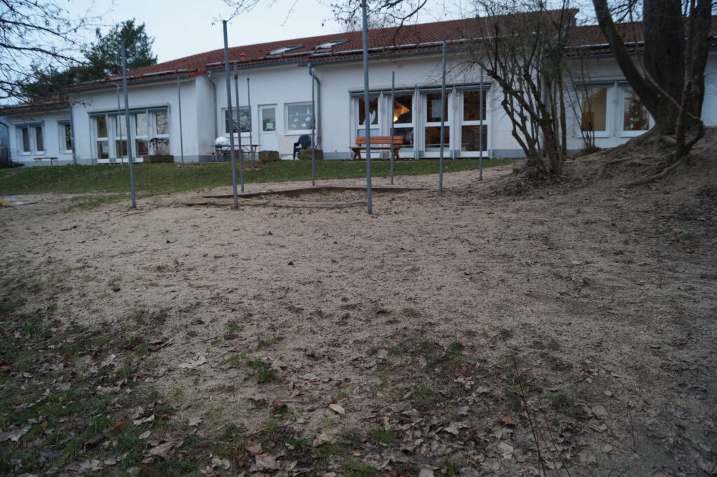 Kombach Aussengelände Kindergarten2